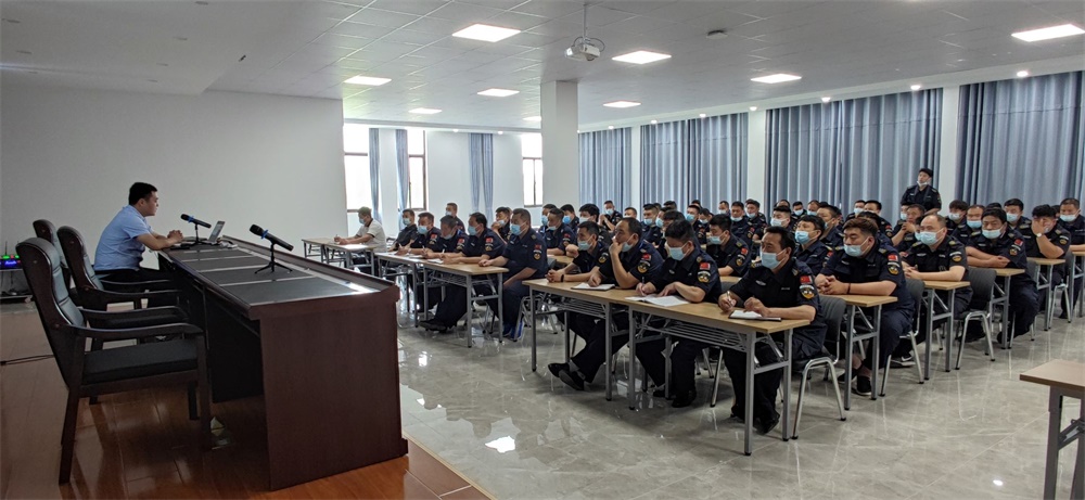 半岛网页版登录入口(中国)一站式体育服务-官网组织开展消防知识培训(图2)